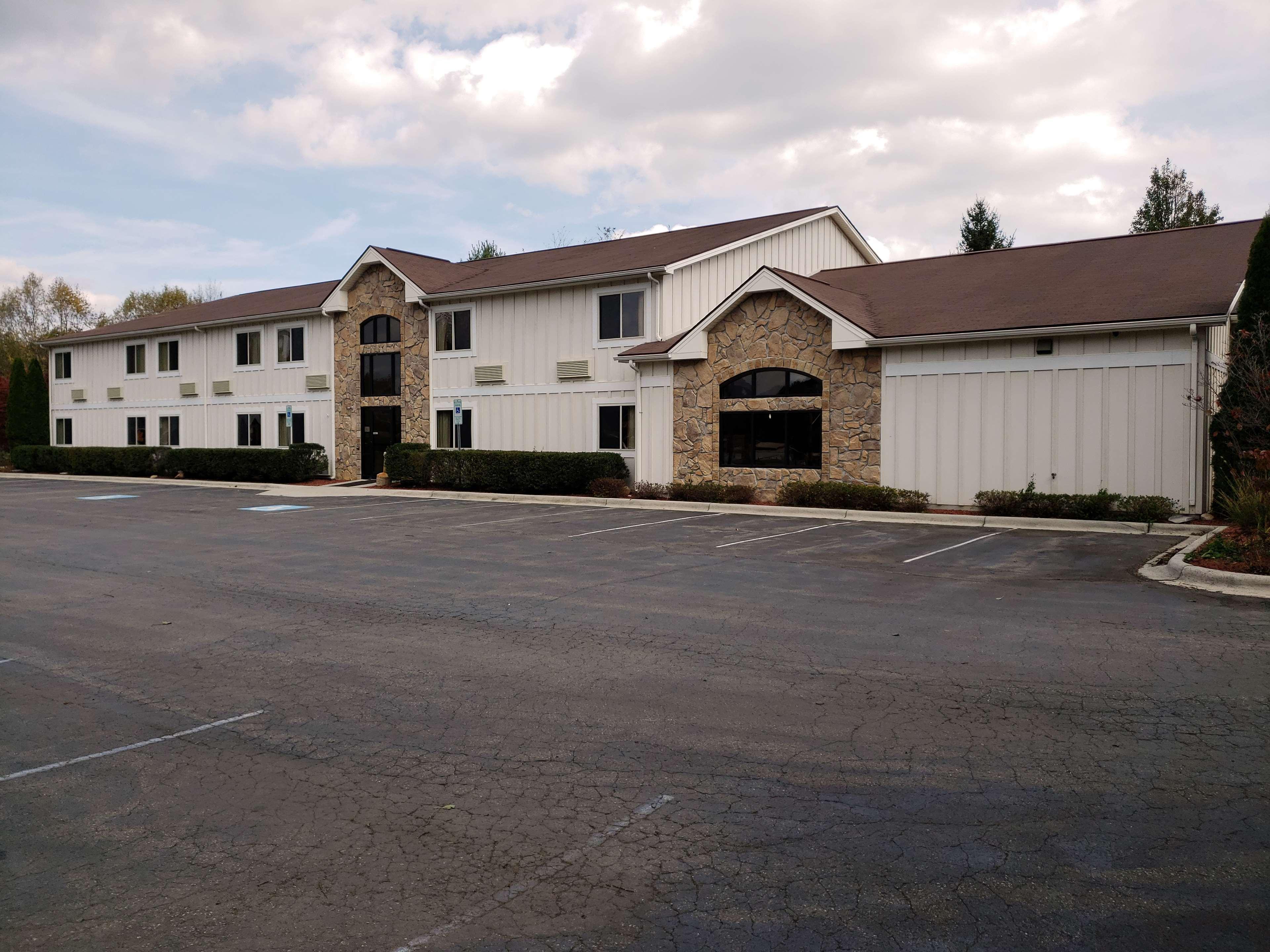 Americas Best Value Inn & Suites Independence Va Εξωτερικό φωτογραφία