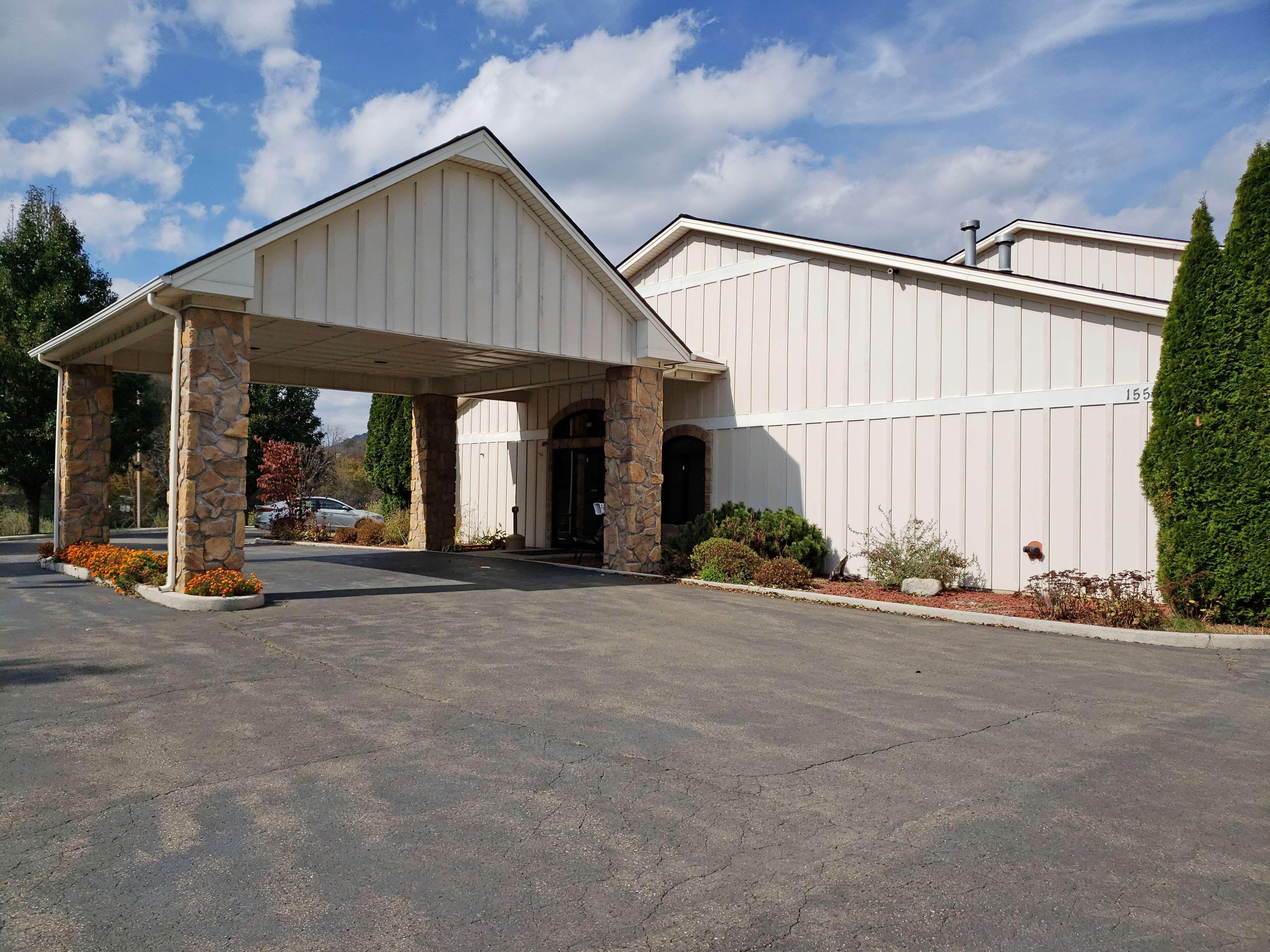 Americas Best Value Inn & Suites Independence Va Εξωτερικό φωτογραφία